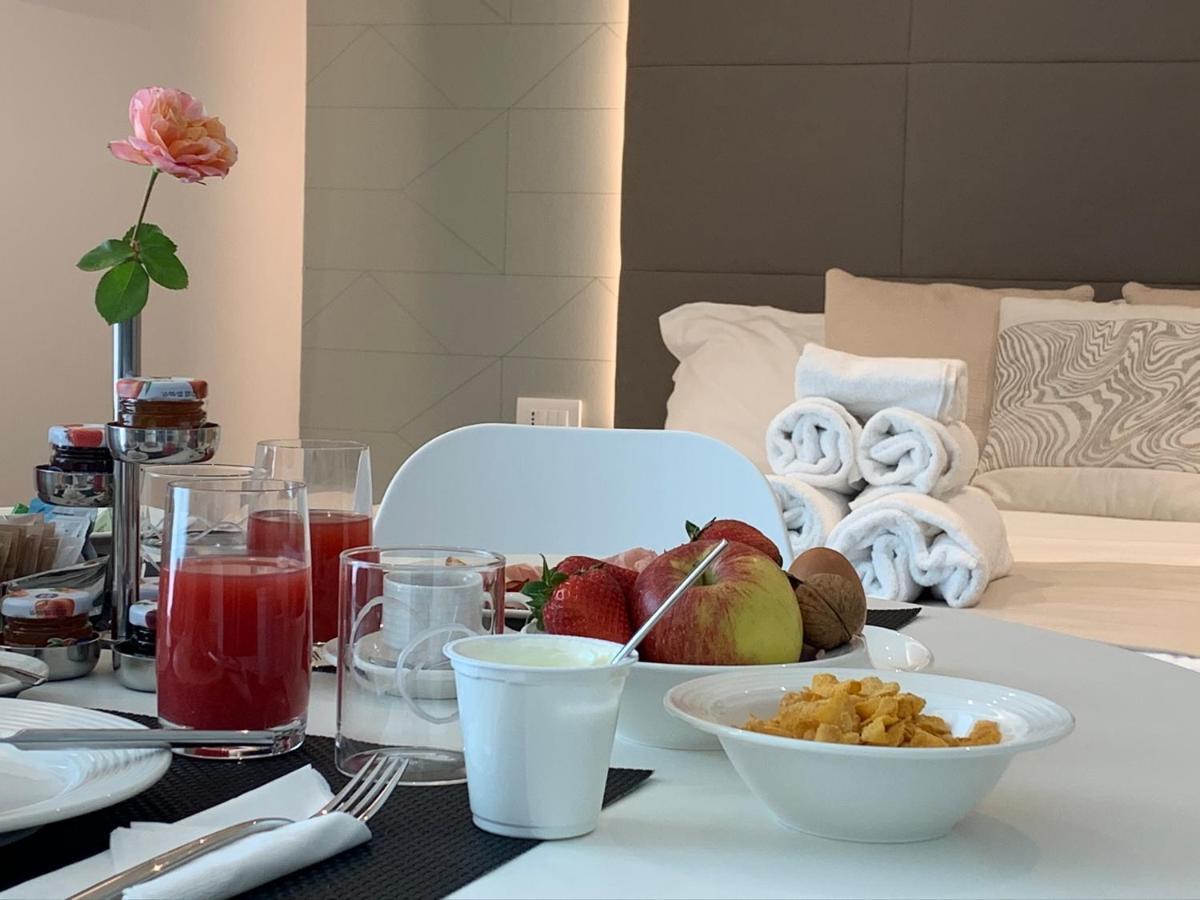 Viola Relais Hotell Desenzano del Garda Eksteriør bilde