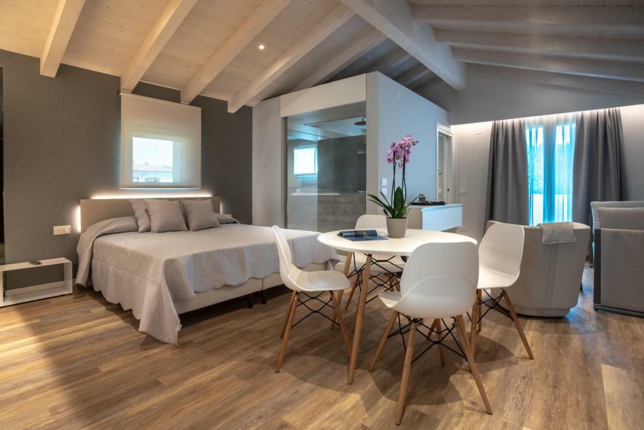 Viola Relais Hotell Desenzano del Garda Eksteriør bilde
